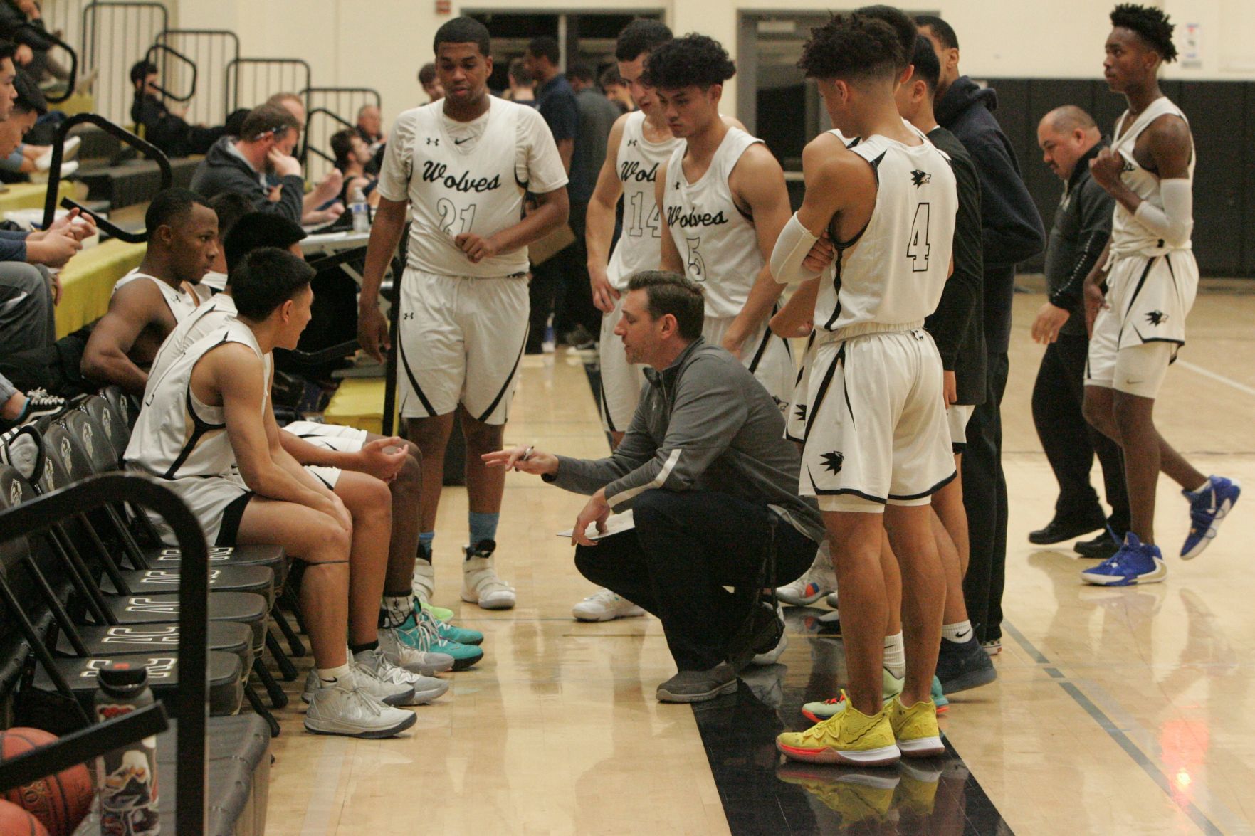 American Caynon boys basketball